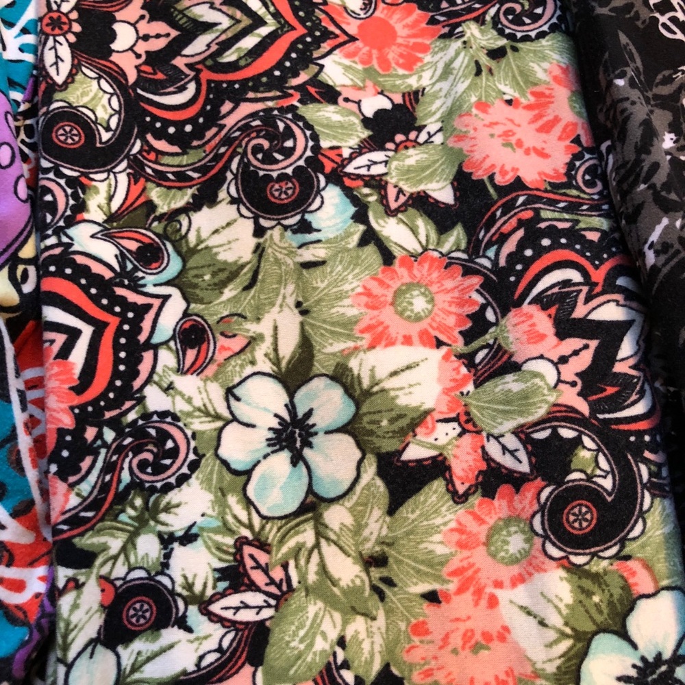 Lularoe floral onesize leggings